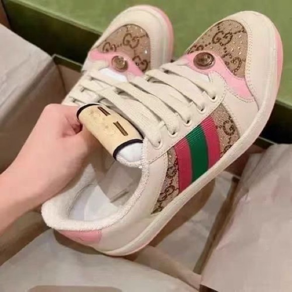 Gucci Women's Beige and Pink Flats with Signature Stripe - Picture 1 of 3